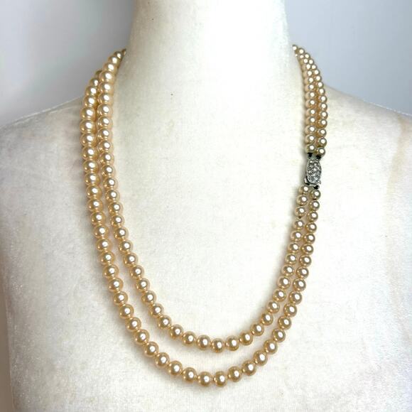 Vintage Rosita Simulated Champagne Pearls Layered Double Strand Necklace - Picture 2 of 9